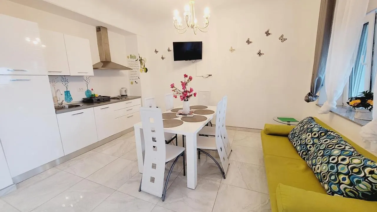 Sea View Apartments In Villa Esperia Opatija