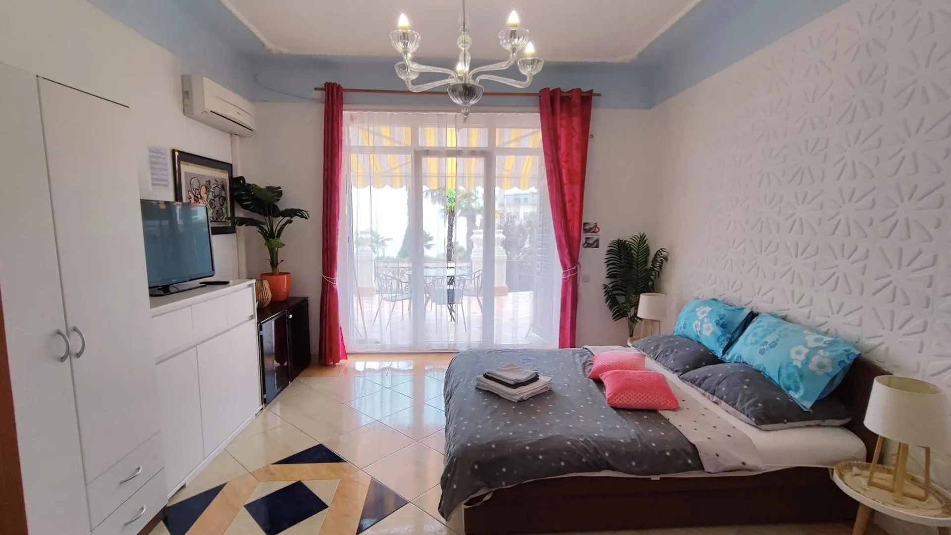 Sea View Apartments In Villa Esperia Opatija